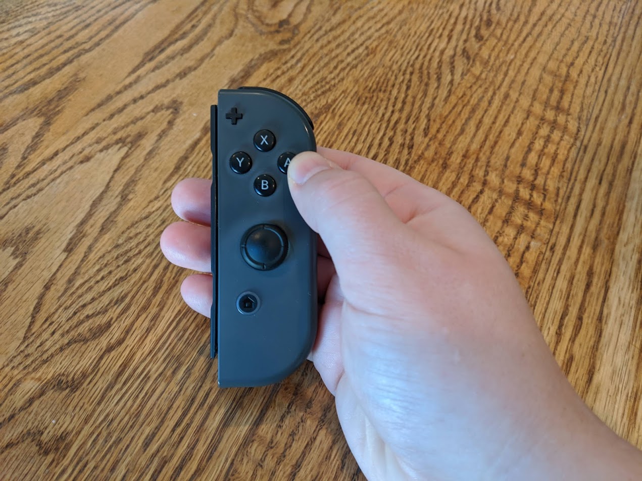 How to pair Joy-Cons Nintendo Switch Lite: When Joy-Cons show up as you want press the A button to continue.