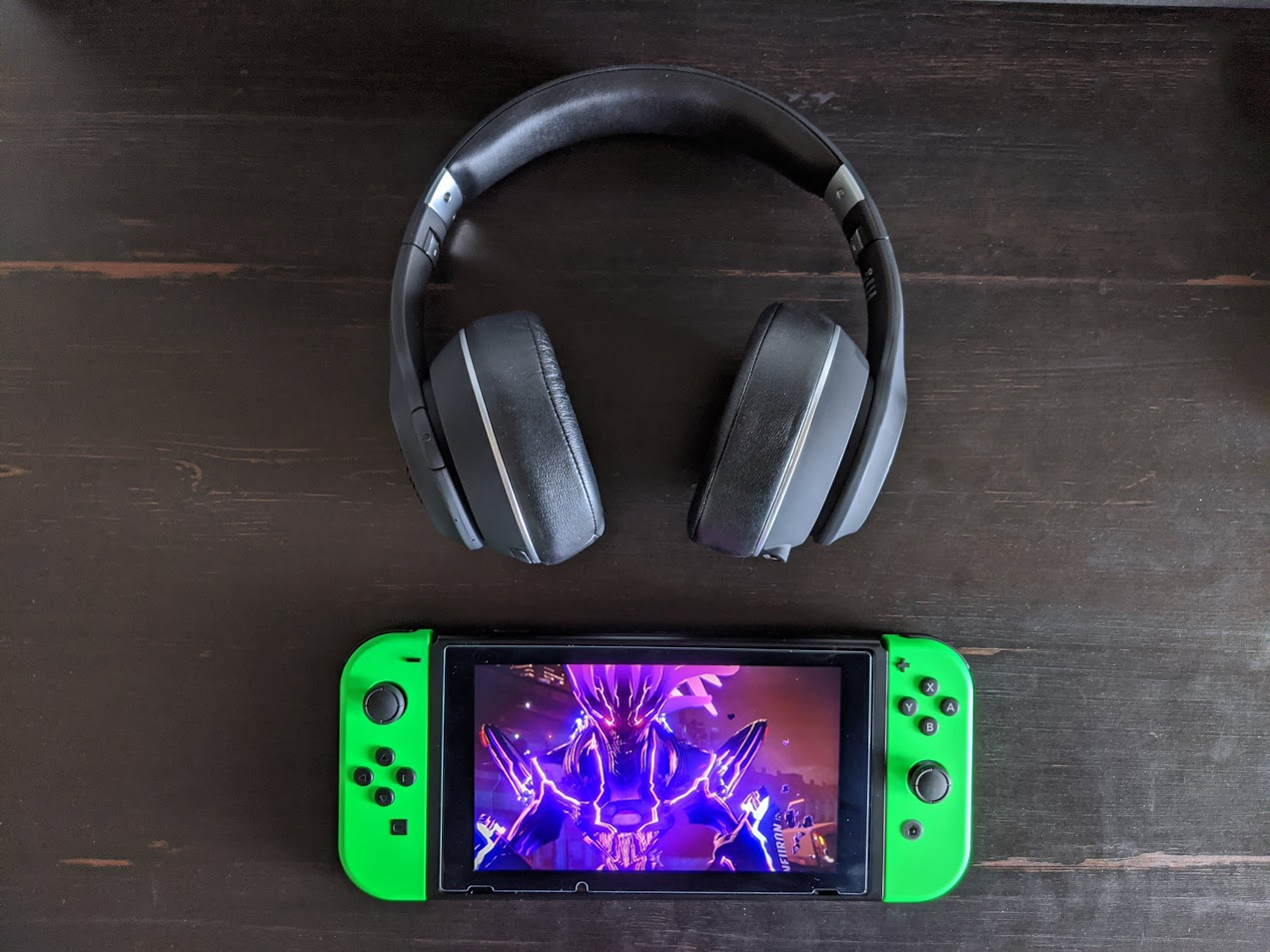 Bluetooth headphones and Nintendo Switch
