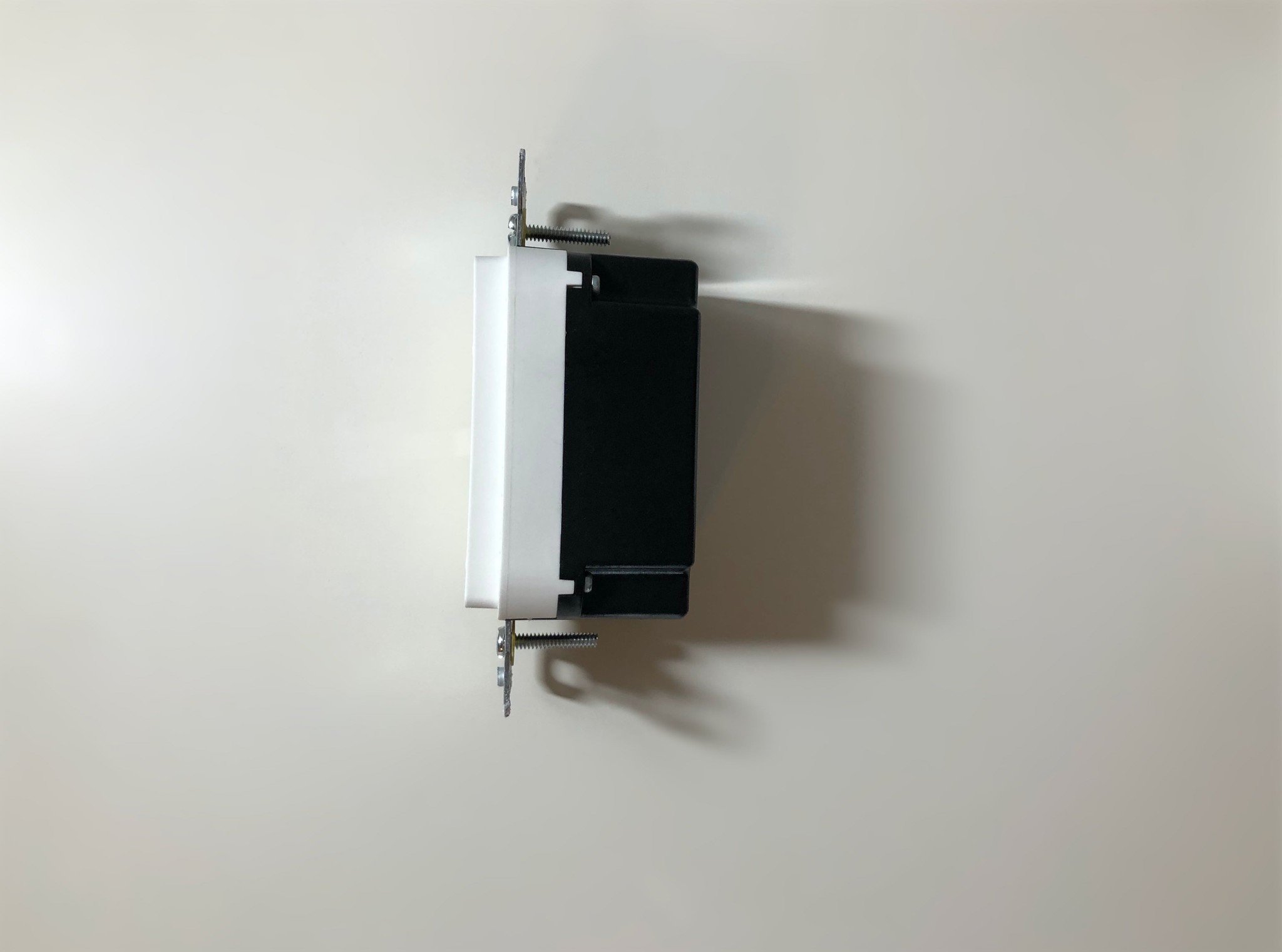Connectsense Smart Inwall Outlet Side
