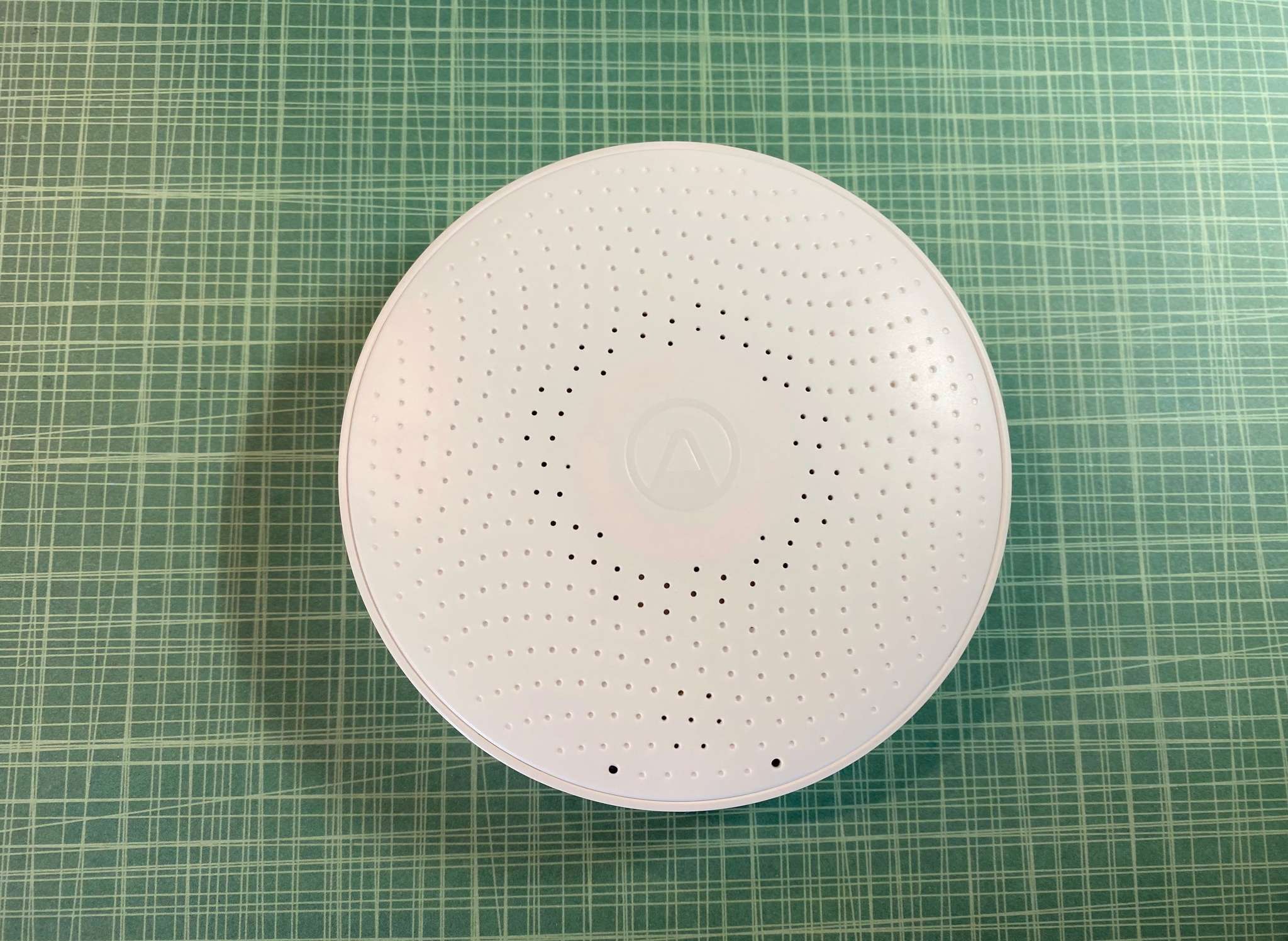 Airthings Wave Plus Review Front View