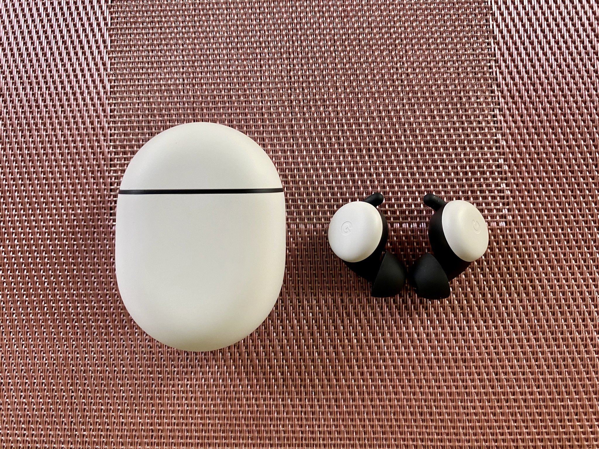 Google Pixel Buds Out