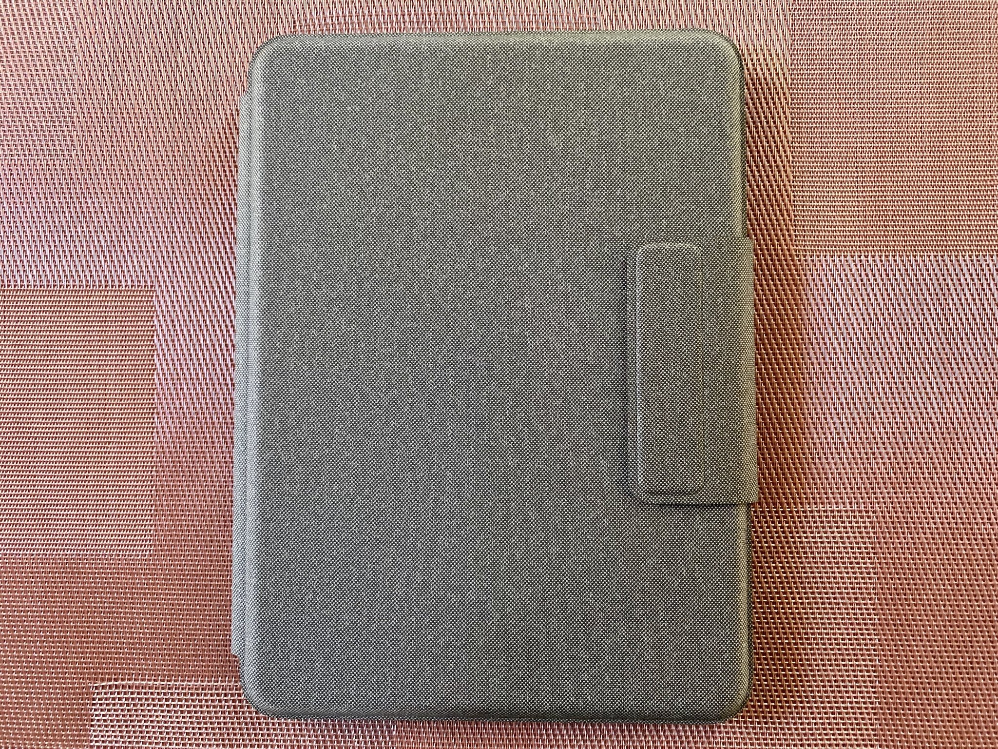 Logitech Folio Touch Closed Front