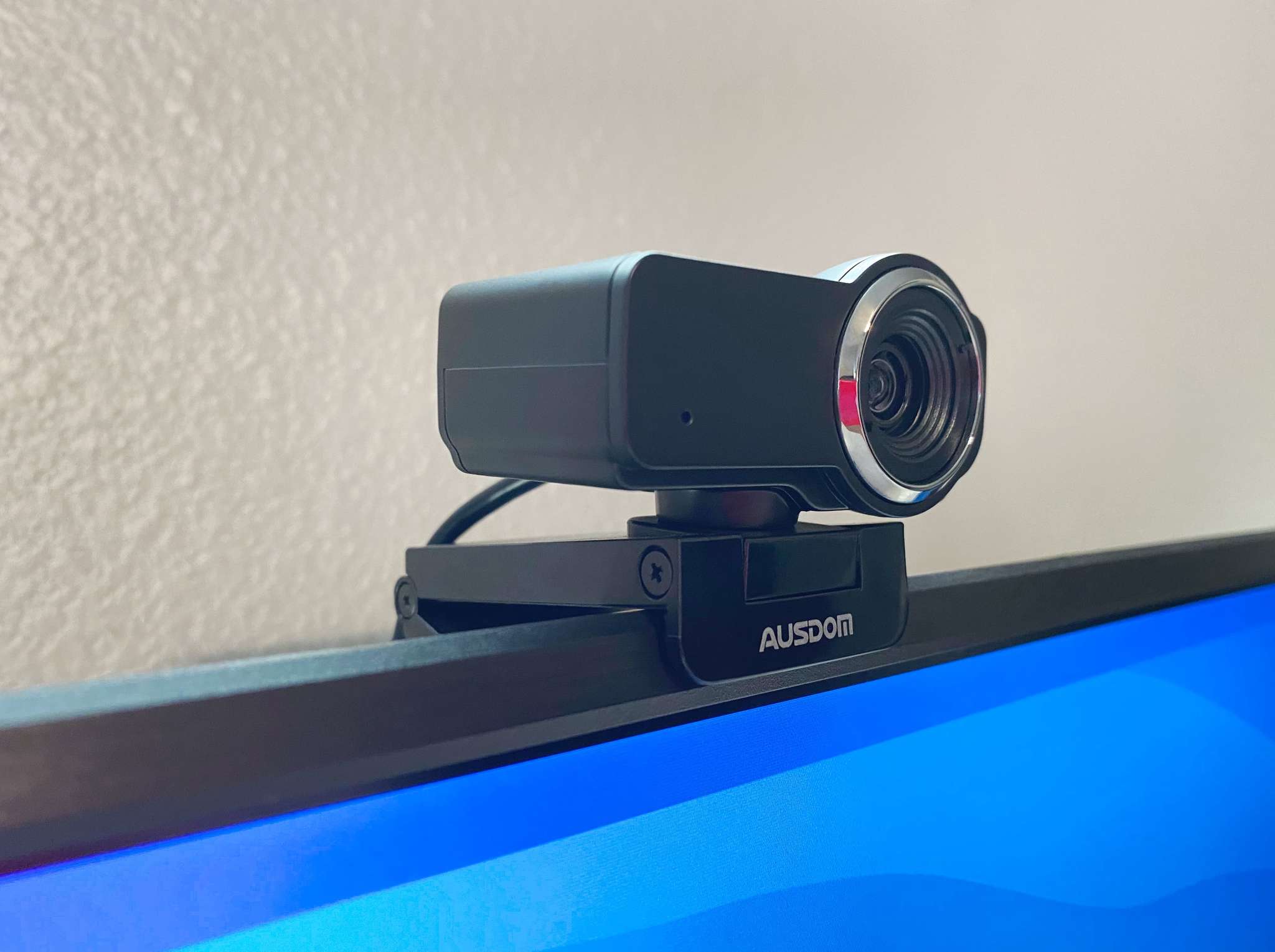 Ausdom AW635 Webcam Review Hero