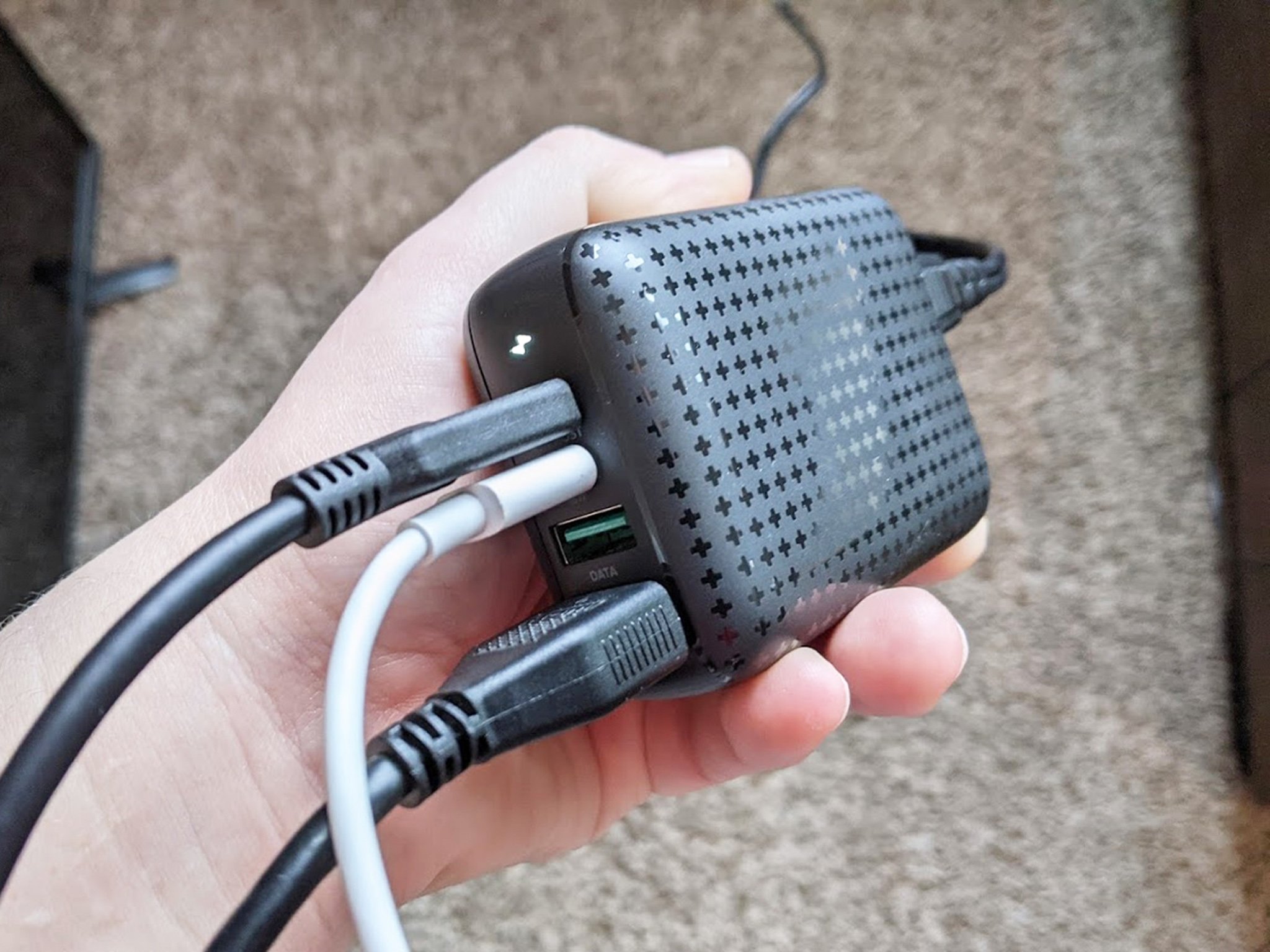 Hyperdrive Switch Hub Review Plugged Ports