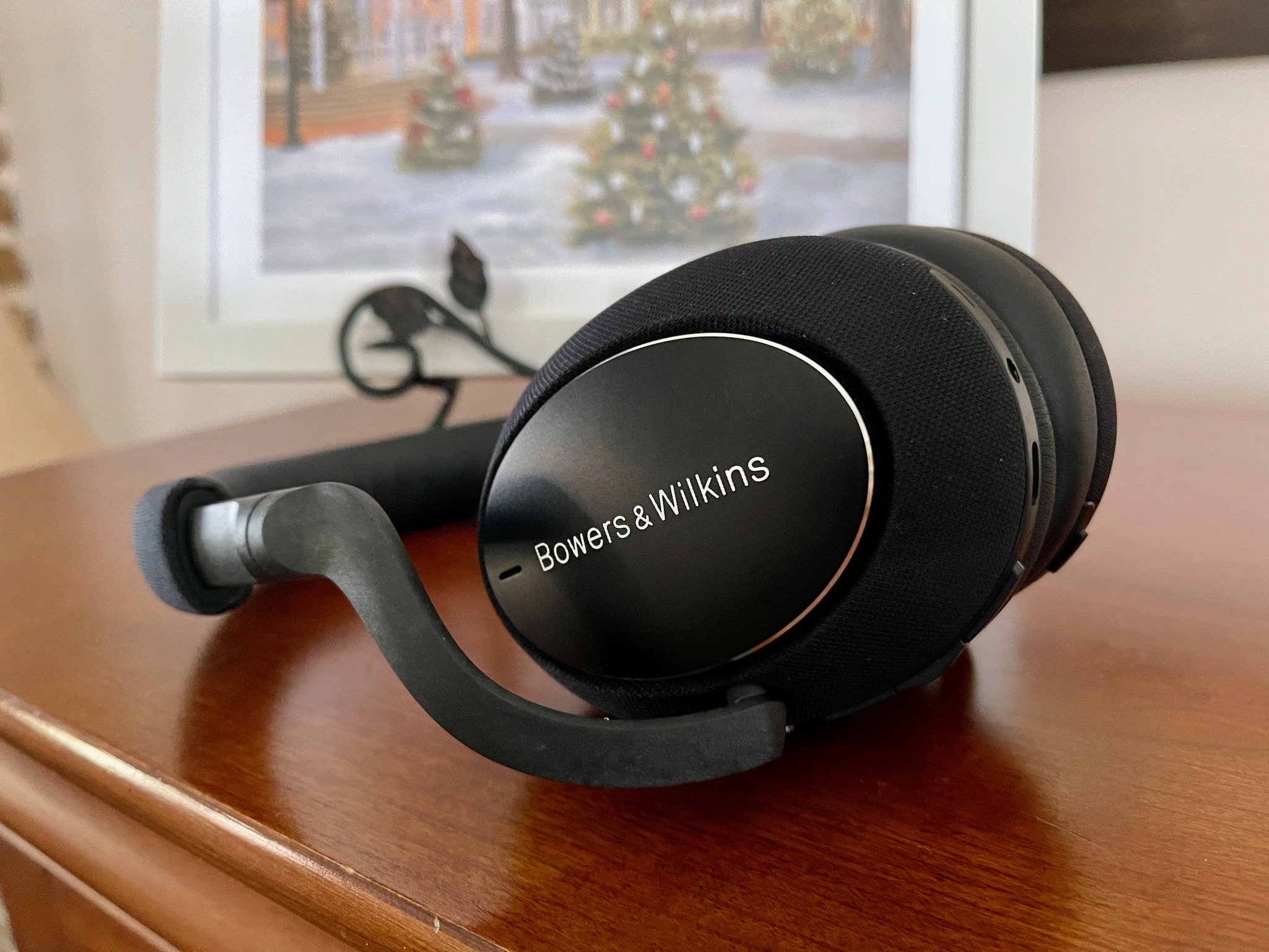 Bowers Wilkins Px7 Carbon Edition Hero