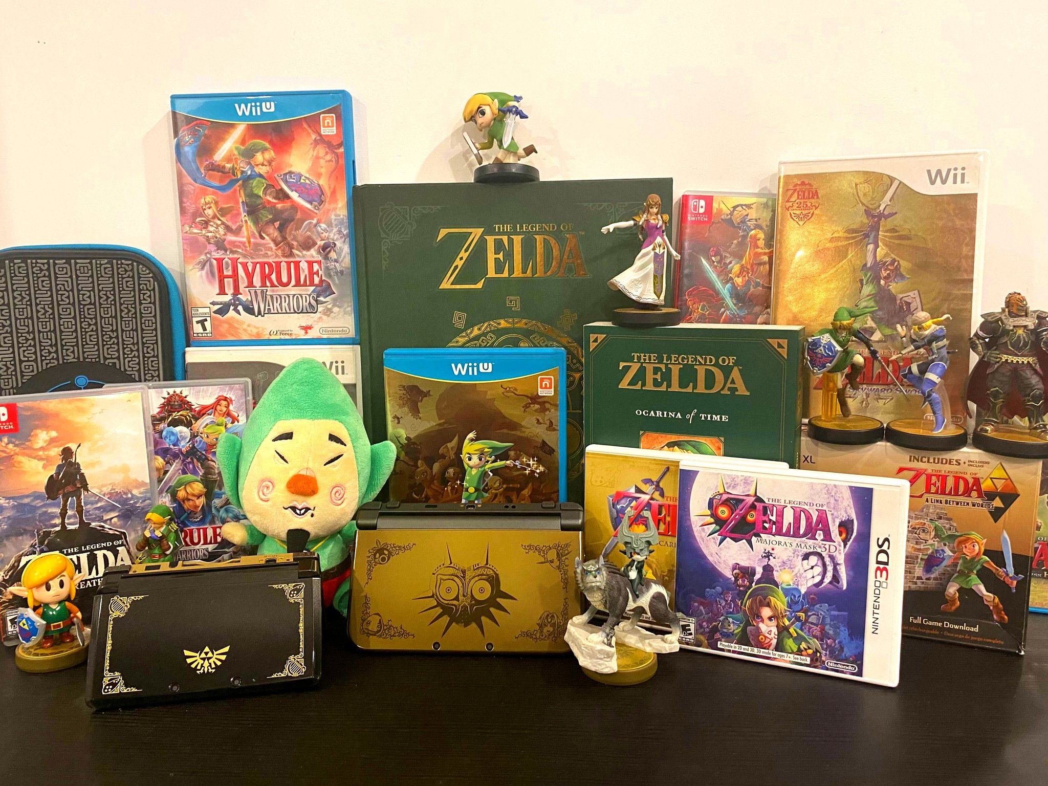 Zelda Collectibles And Games