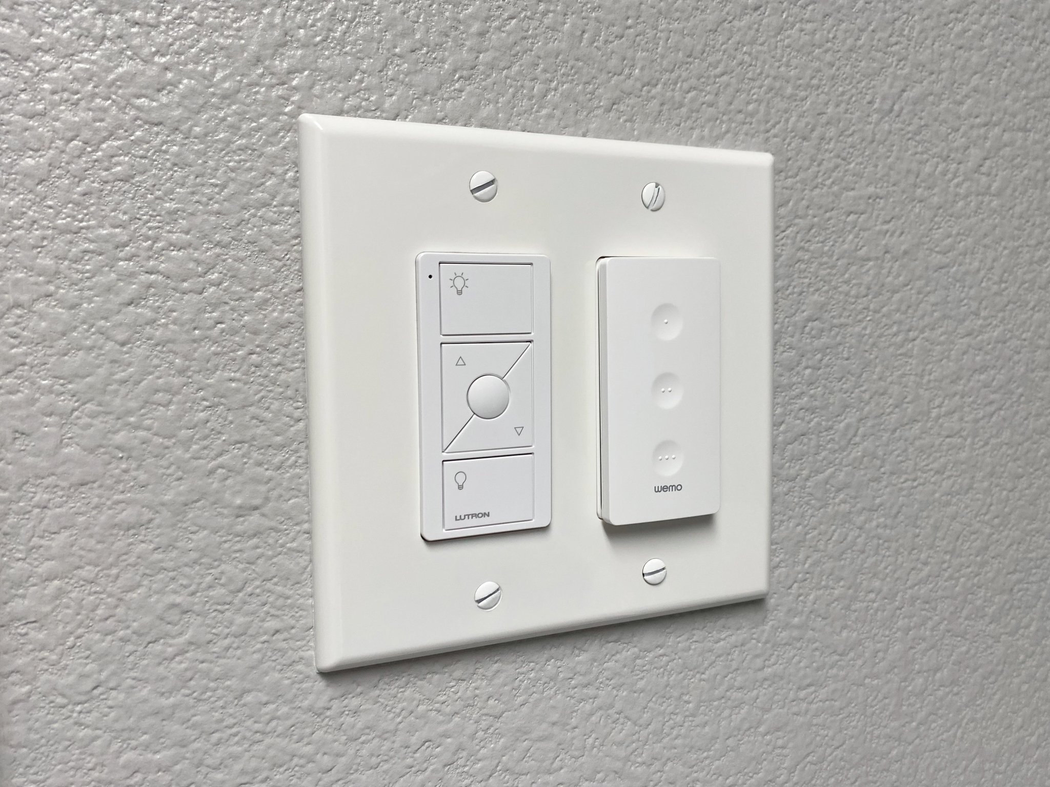 Wemo Stage Scene Controller Review Wall Mount
