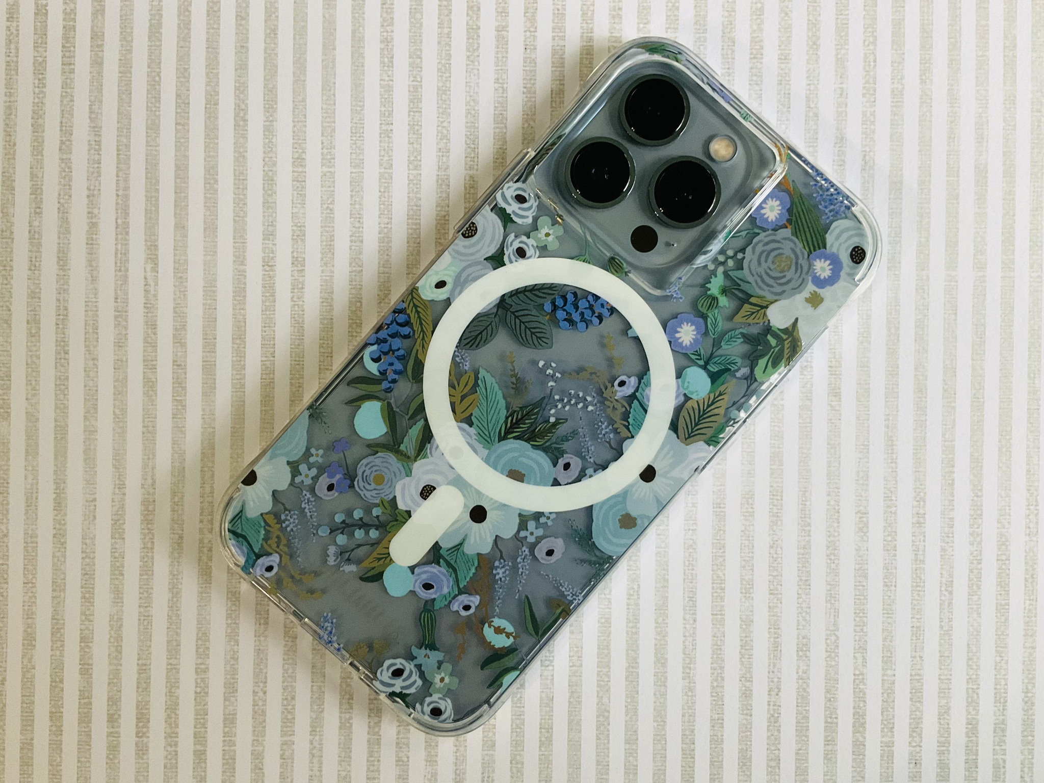 Rifle Paper Co Magsafe Case Iphone 13 Pro Garden Party Blue Lifestyle Full View