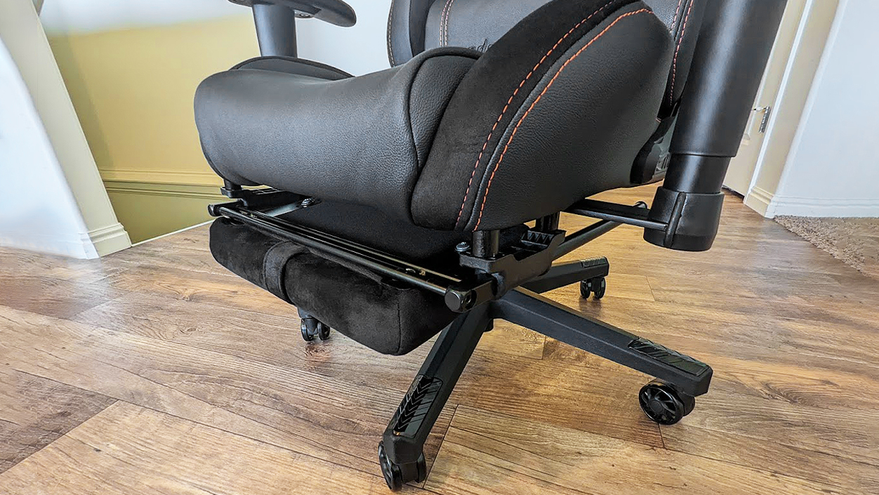 Andaseat Jungle 2 Gaming Chair Leg Rest Folded