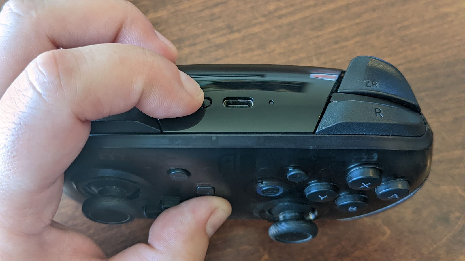 Nintendo Switch Pro Controller Pairing Button