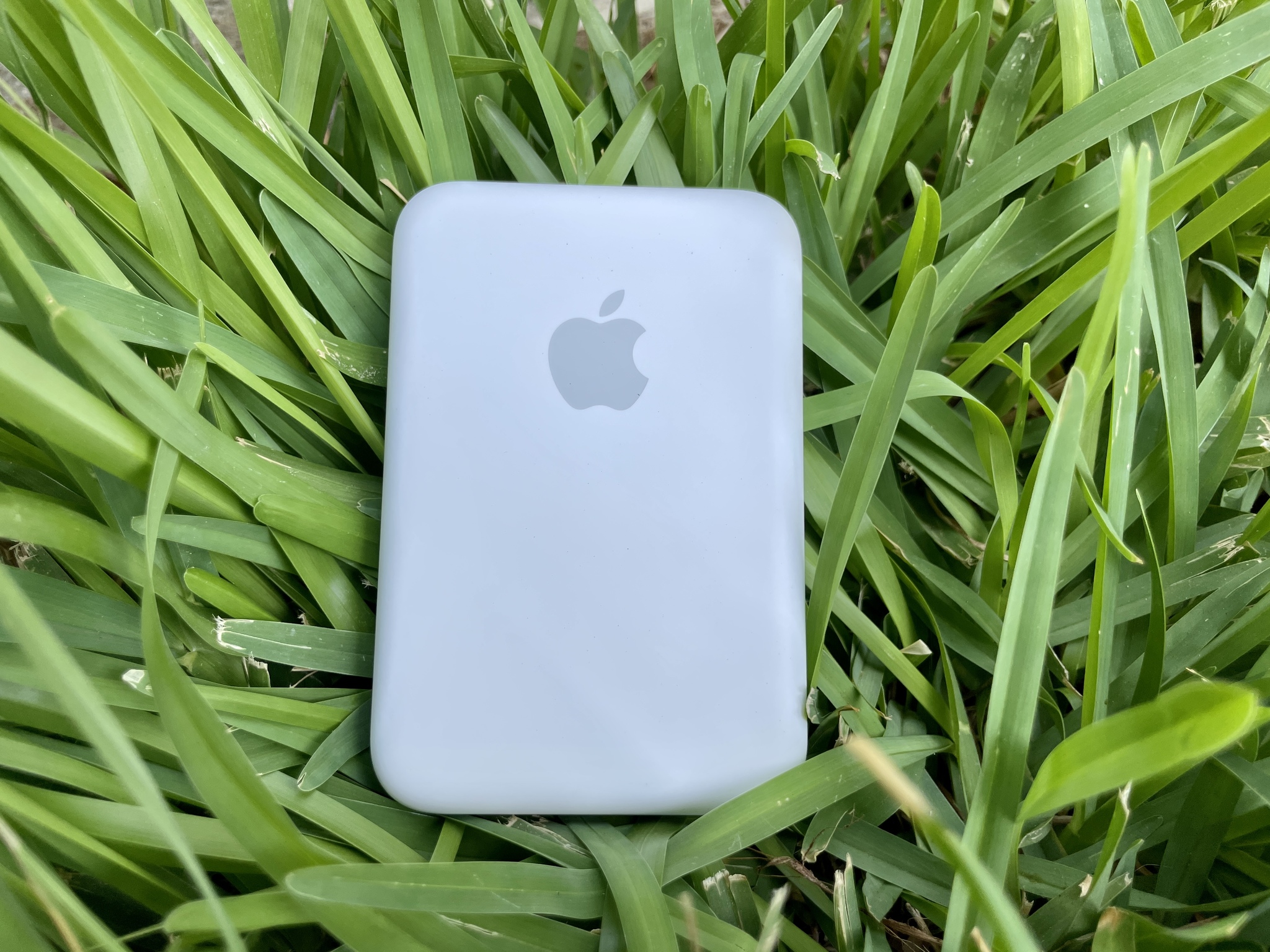 Apple MagSafe Battery Pack review: A premium battery pack for your