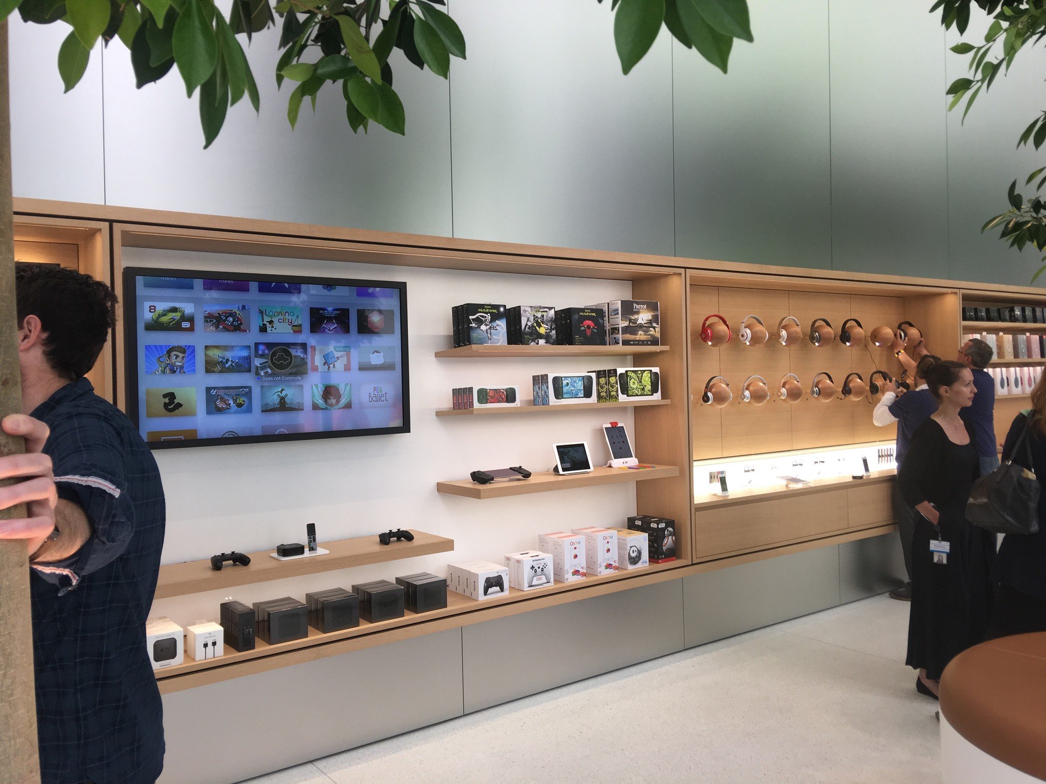 The Future Of Apple Retail Begins Now Imore