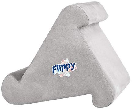 Flippy Pillow Stand Render