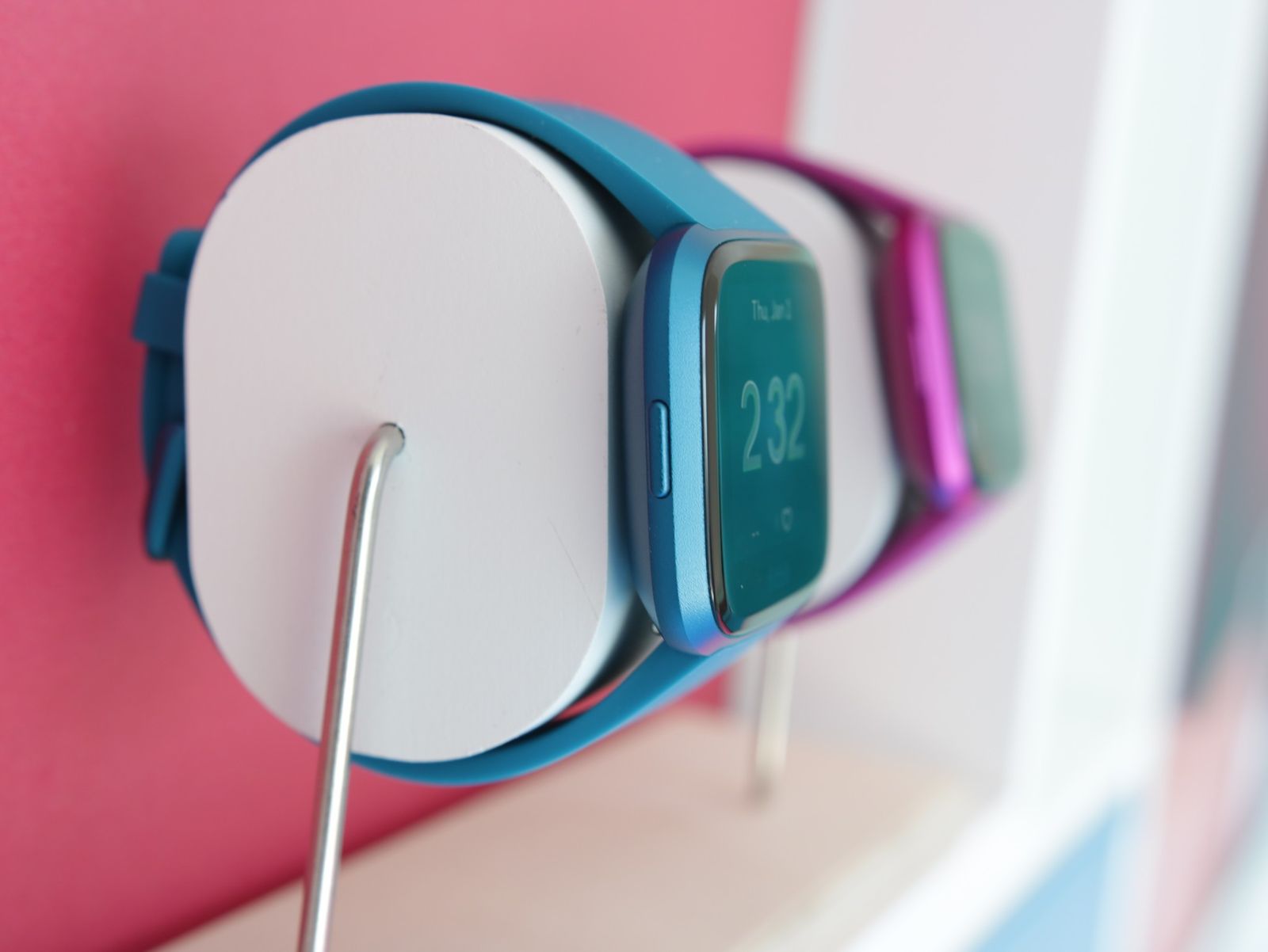 Does the Fitbit Versa Lite support 