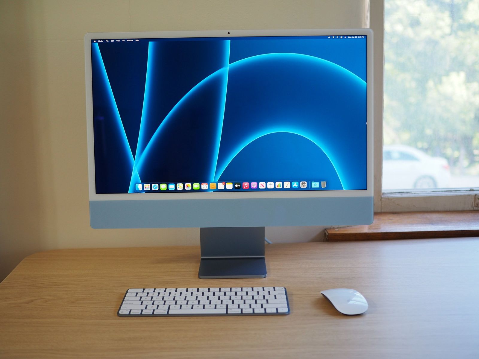 24-inch iMac in Blue