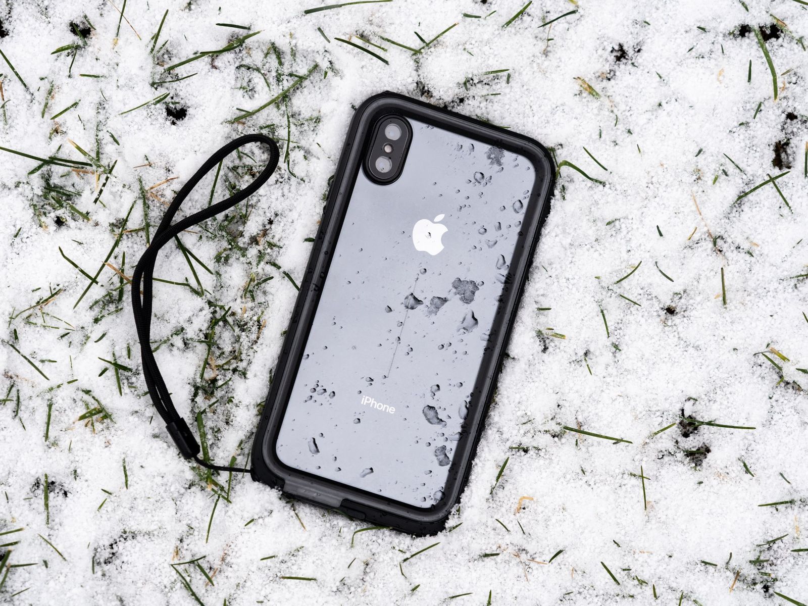 iPhone XS Max with Catalyst Waterproof case