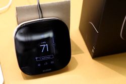 We go hands-on with the ecobee3 smart thermostat