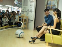 ASUS Zenbo first look video