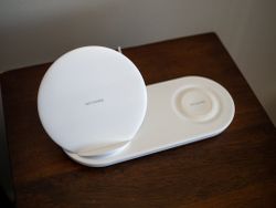 Does the Samsung Wireless Charger Duo work with the iPhone?