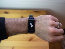 Your Fitbit device might be able to predict if you have COVID-19 or the flu