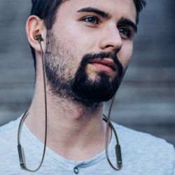 These $18 Dudios Zeus Leisure Bluetooth Earbuds are perfect for the gym