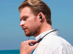 Snag the best price yet on Phiaton's noise-cancelling Bluetooth headphones