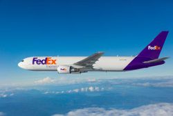 FedEx could soon let you track deliveries from other couriers