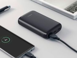 Save over 35% on Aukey's 10000mAh Power Bank with Power Delivery and QC 3.0