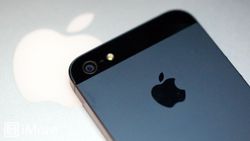 Aluminum choice being blamed for delays with iPhone 5 availability