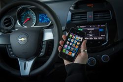 Fines for using the phone behind the wheel set to rise to £100 in the UK