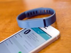 Fitbit Flex is a new, colorful way to count steps