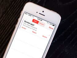 Send and accept calendar event invites on iPhone and iPad