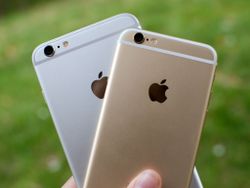 Bigger phones help Apple come out on top in China