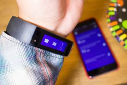 Here's how to connect the Microsoft Band with the iPhone