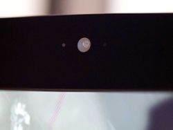 Hey Apple, Macs need less crappy webcams