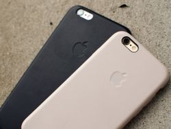 Review: Apple Leather Case for iPhone 6 and 6 Plus