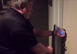 Steve Wozniak demonstrates keyless entry at Starwood Hotel