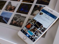 Turn your Instagram pics into an awesome wall collage!