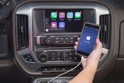 Apple lists all CarPlay partners and vehicles