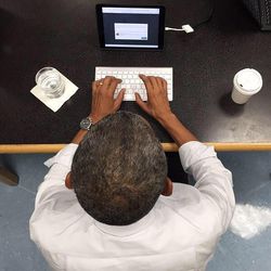 President Obama fields healthcare questions on his iPad