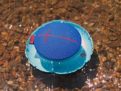 UE Roll Bluetooth waterproof speaker review