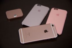 Just how pink is the new rose gold iPhone? Tell us!