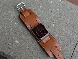 How to get the Apple Watch Hermès Cuff Band look for less
