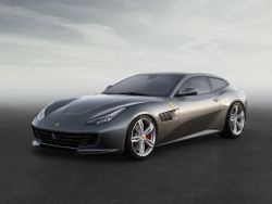 Ferrari continues to support CarPlay with latest releases