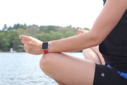 Relax for a few minutes with these meditation apps for the Apple Watch