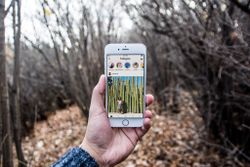 Instagram adds location-based geostickers to Instagram Stories