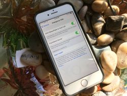 How to use Emergency SOS on iPhone