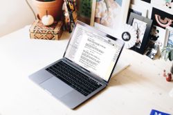 How to write a screenplay in Scrivener for Mac