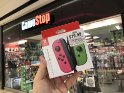Splatoon-themed Joy-Cons are now available at Gamestop