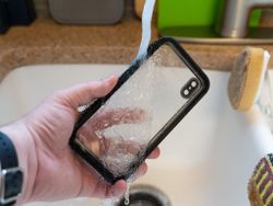 How to test the Catalyst Waterproof case for leaks